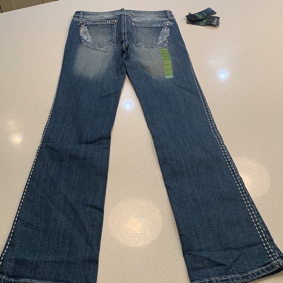 Rock 47 by Wrangler - Picture 4 of 15